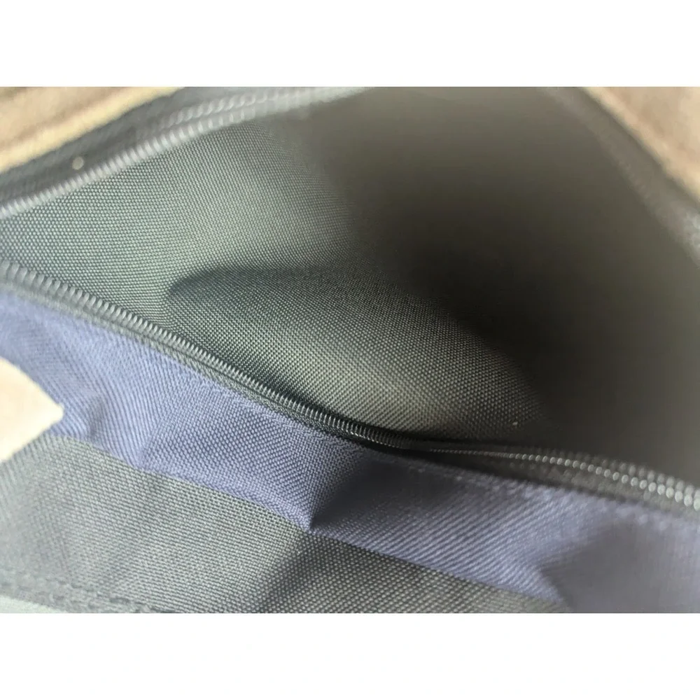 Vintage Eastport Backpack Forrest Green Nylon‎ Tan Suede Trim Zip 5 Pockets